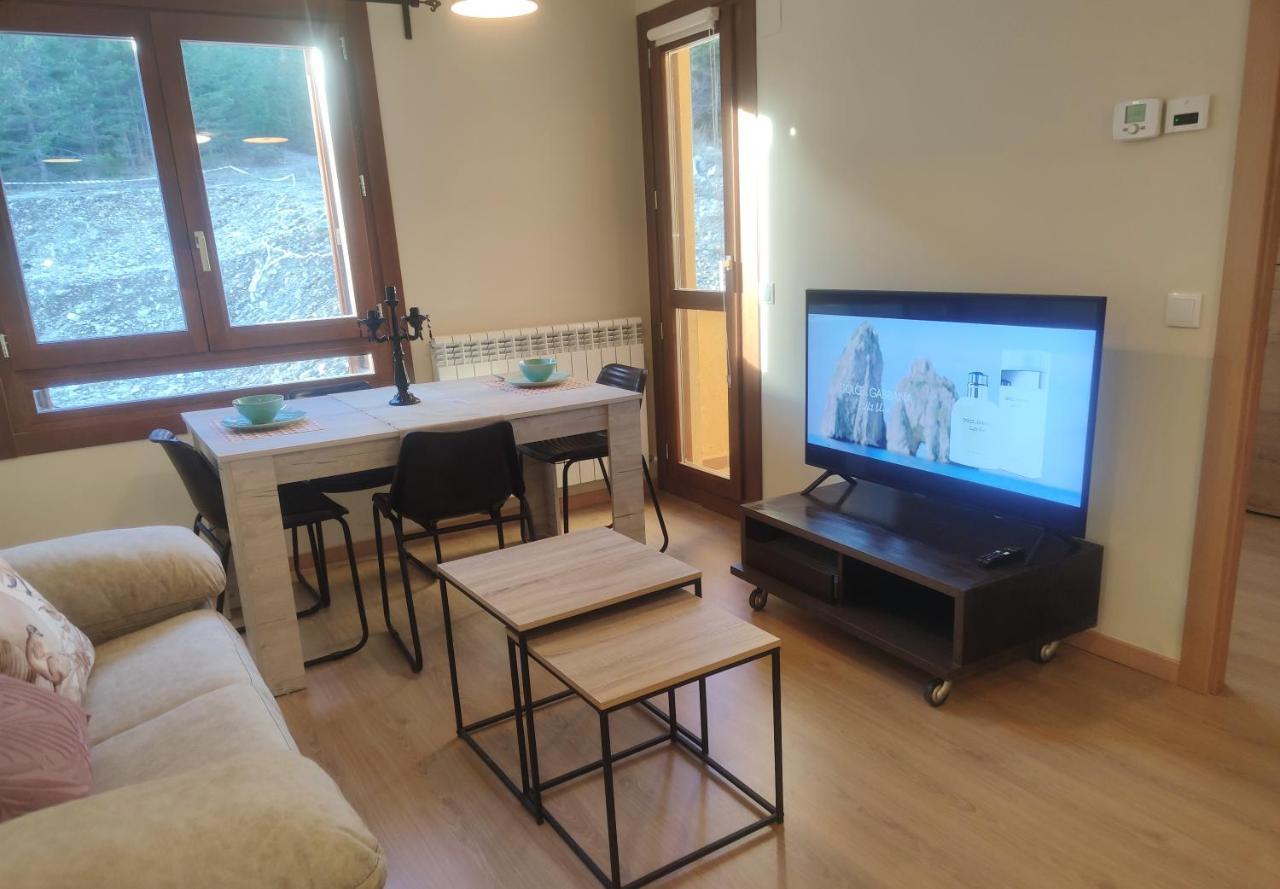 Apartamento A Estrenar En Villanúa Extérieur photo